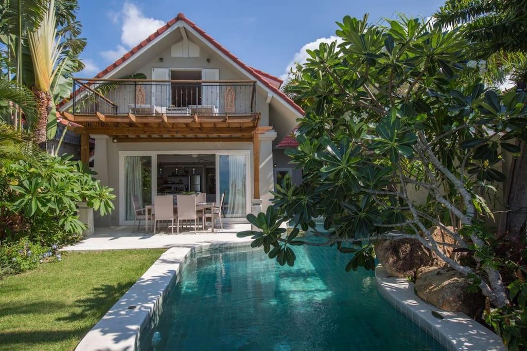 Beachfront Villa Charmant With Private Pool 苏梅岛 外观 照片