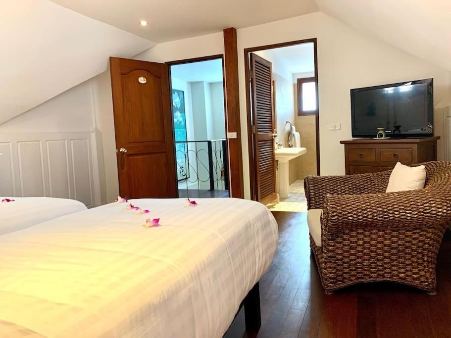 Beachfront Villa Charmant With Private Pool 苏梅岛 外观 照片