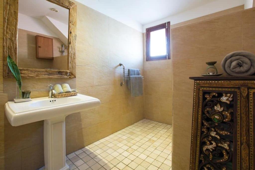Beachfront Villa Charmant With Private Pool 苏梅岛 外观 照片