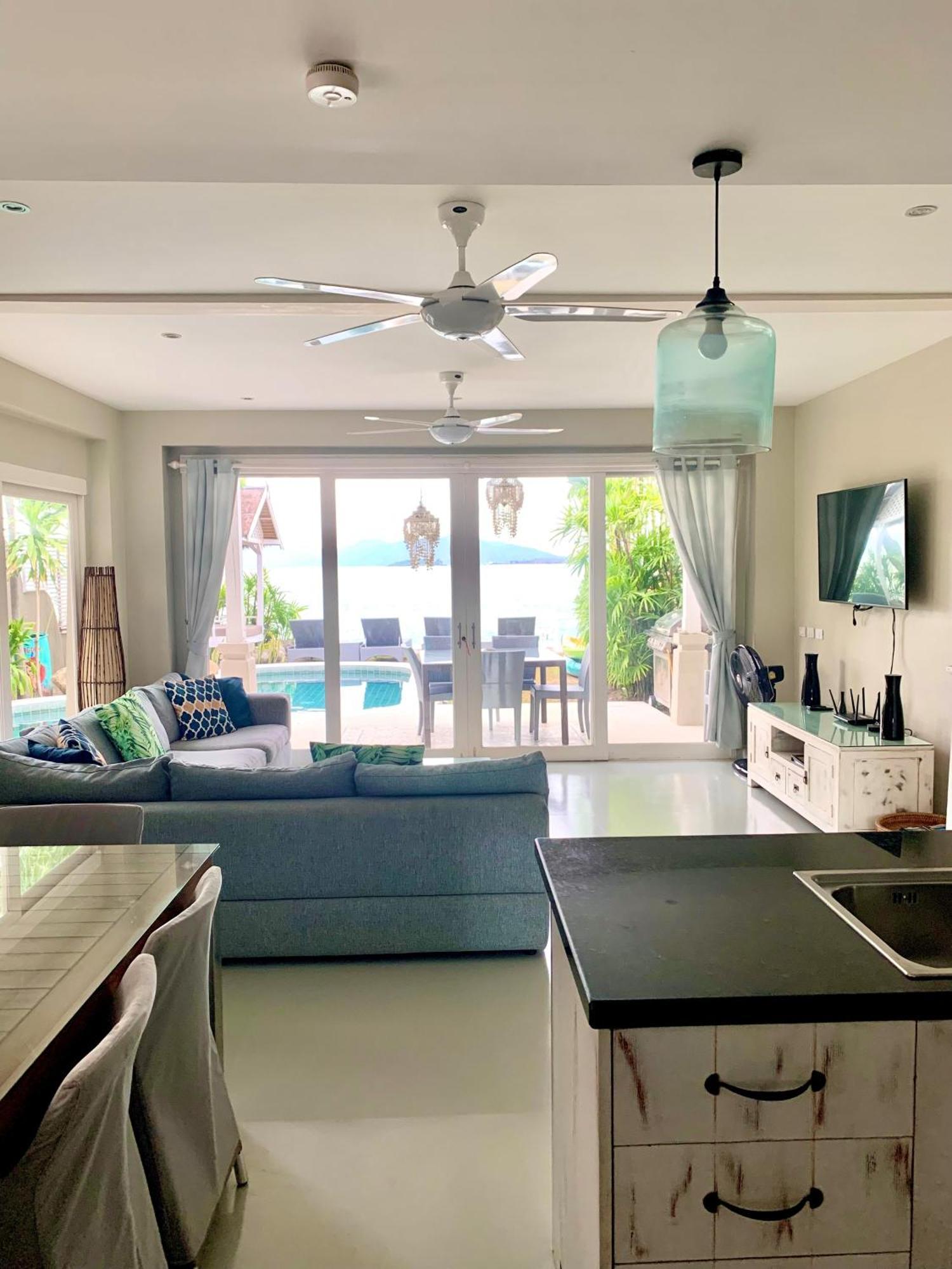 Beachfront Villa Charmant With Private Pool 苏梅岛 外观 照片